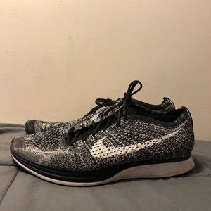 Nike Flyknit Racer